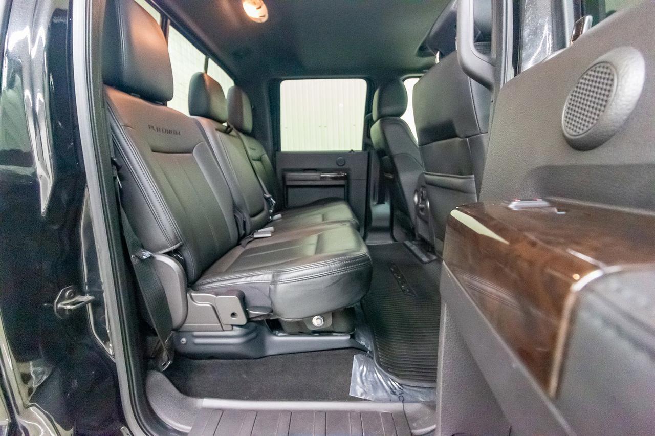 2015 Ford F-350 4x4 Crew Cab Platinum Diesel Leather Roof Nav Red Deer AB