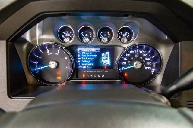 2015 Ford F-350 4x4 Crew Cab Platinum Diesel Leather Roof Nav Red Deer AB