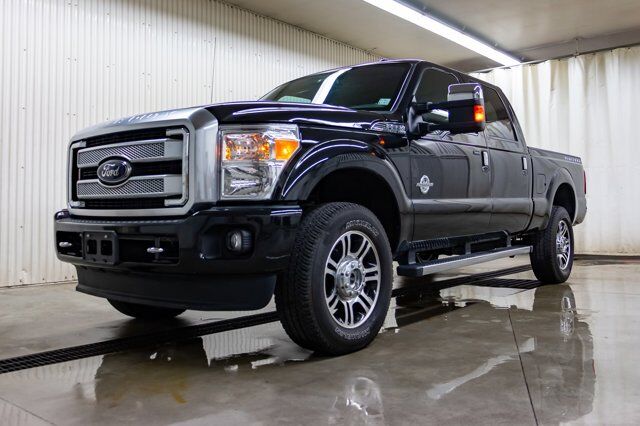 2015 Ford F-350 4x4 Crew Cab Platinum Diesel Leather Roof Nav Red Deer AB