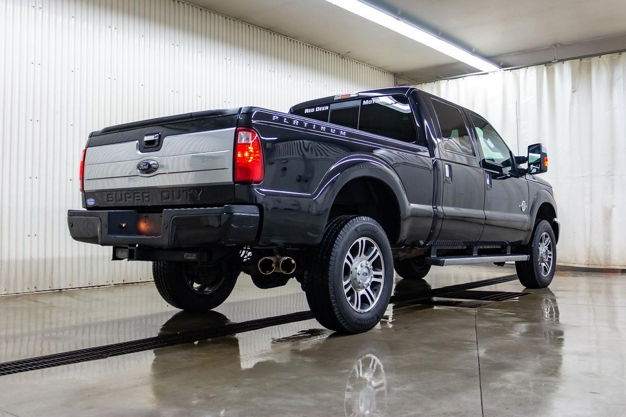 2015 Ford F-350 4x4 Crew Cab Platinum Diesel Leather Roof Nav Red Deer AB
