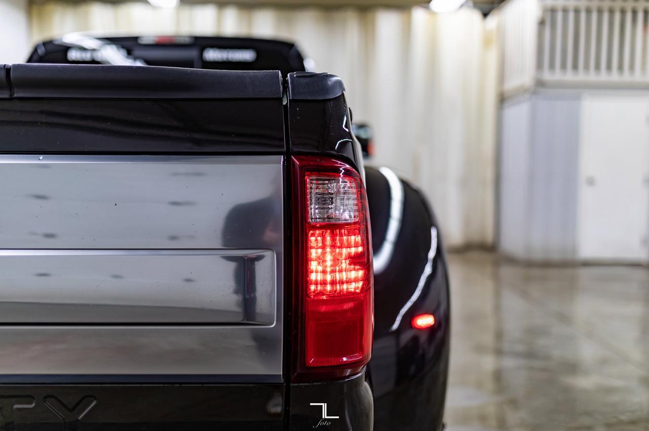 2015 Ford F-350 4x4 Crew Cab Platinum Dually Diesel Leather Roof Nav Red Deer AB