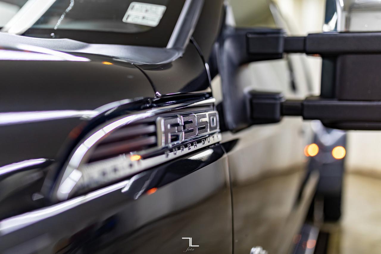 2015 Ford F-350 4x4 Crew Cab Platinum Dually Diesel Leather Roof Nav Red Deer AB