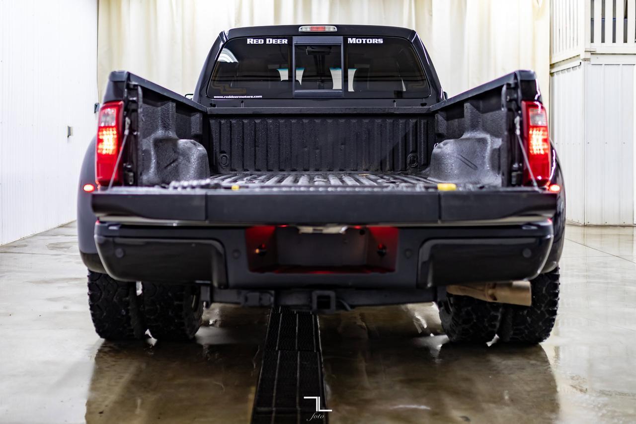 2015 Ford F-350 4x4 Crew Cab Platinum Dually Diesel Leather Roof Nav Red Deer AB