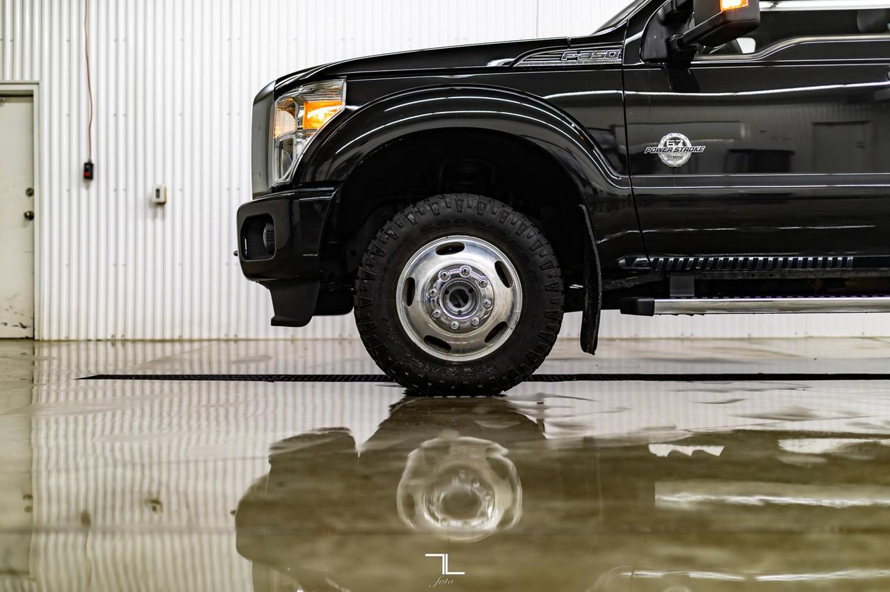 2015 Ford F-350 4x4 Crew Cab Platinum Dually Diesel Leather Roof Nav Red Deer AB
