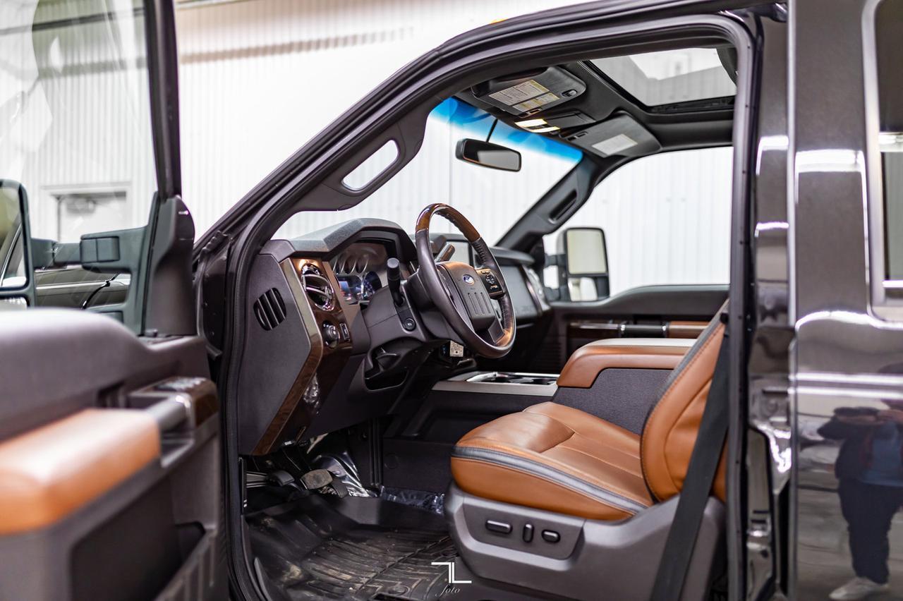 2015 Ford F-350 4x4 Crew Cab Platinum Dually Diesel Leather Roof Nav Red Deer AB