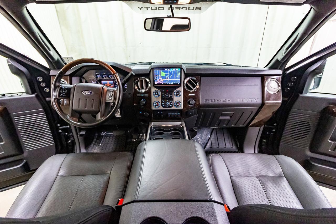 2015 Ford F-350 4x4 Crew Cab Platinum Red Deer AB