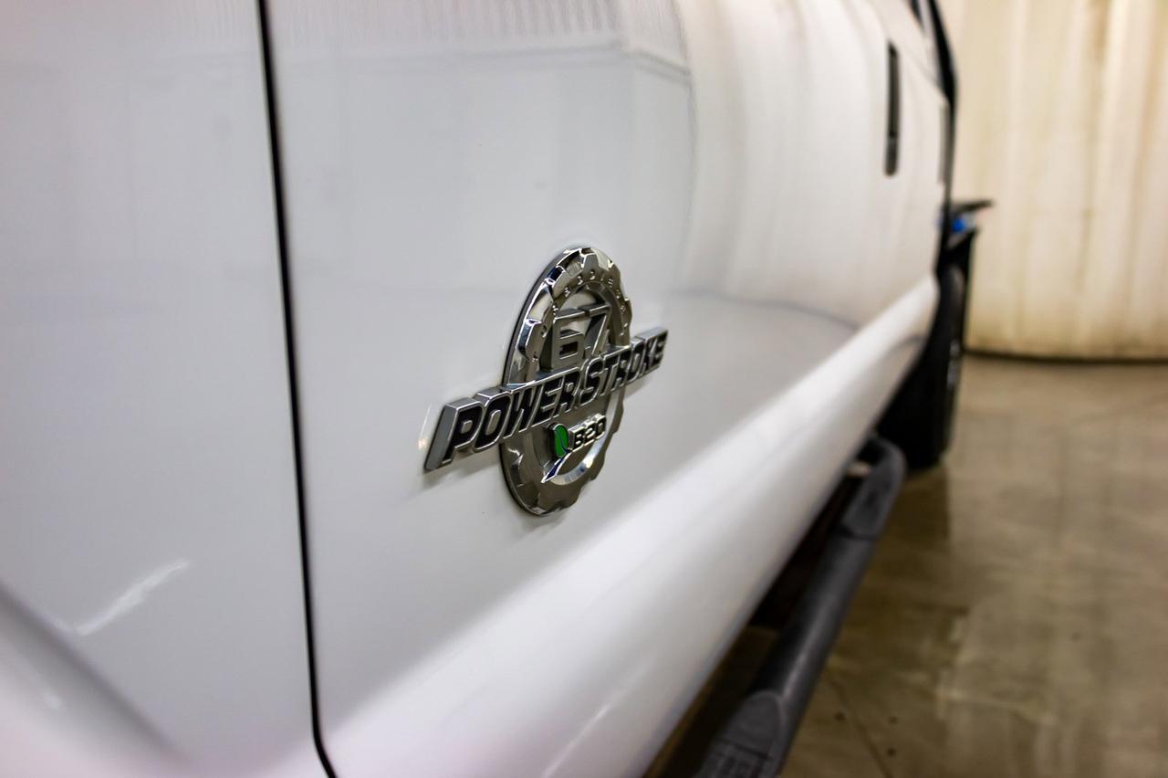 2015 Ford F-350 4x4 Crew Cab XLT Deck Diesel Red Deer AB