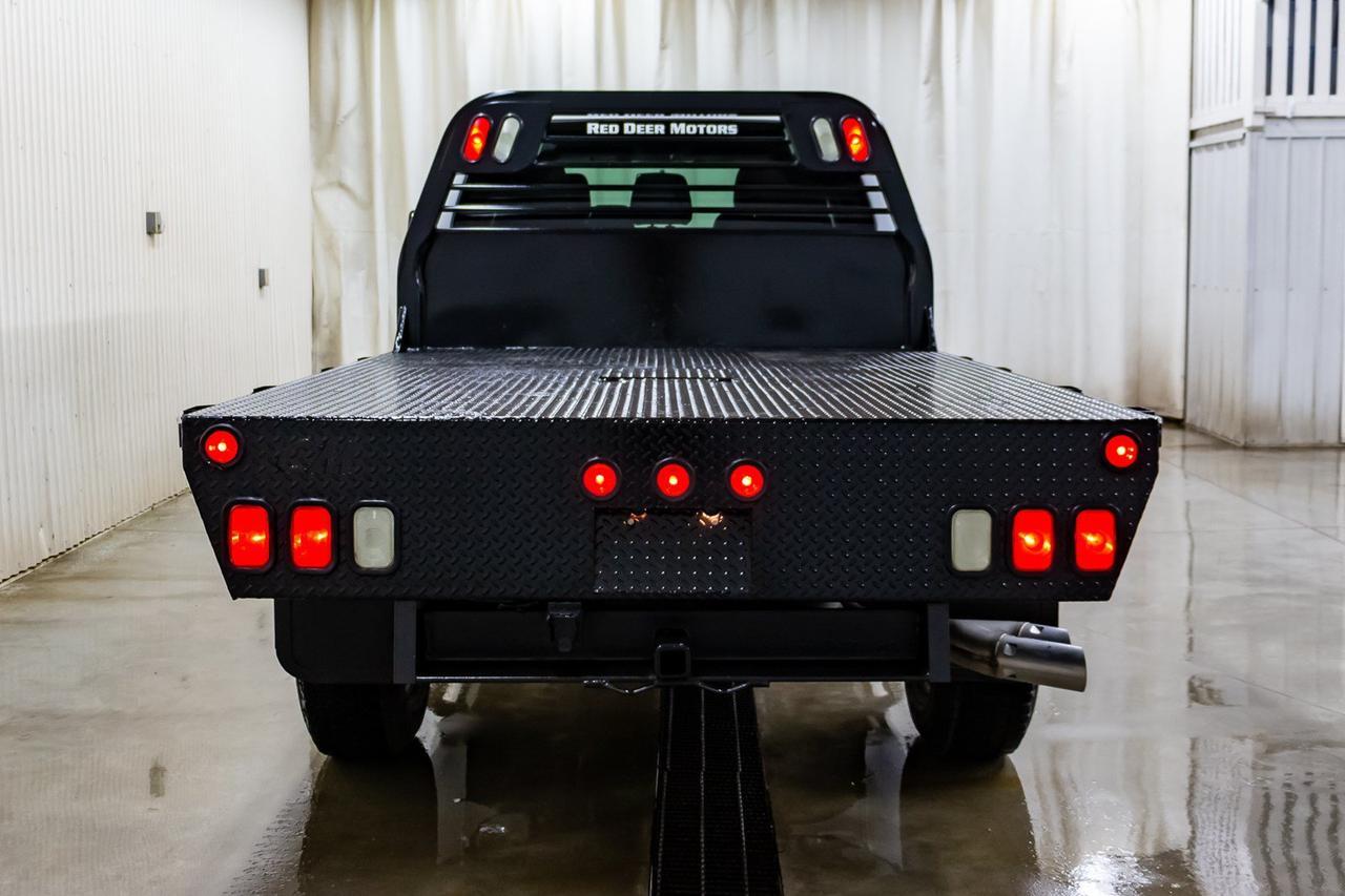2015 Ford F-350 4x4 Crew Cab XLT Deck Diesel Red Deer AB