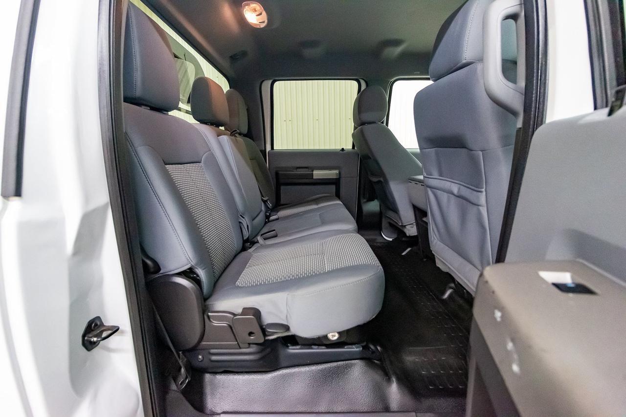 2015 Ford F-350 4x4 Crew Cab XLT Deck Diesel Red Deer AB