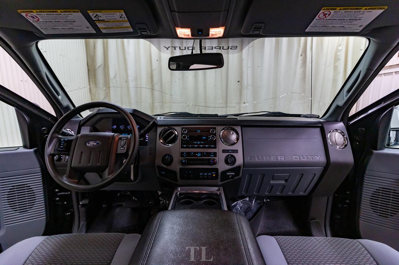 2015 Ford F-350 4x4 Crew Cab XLT FX4 Dually Diesel BCam Red Deer AB