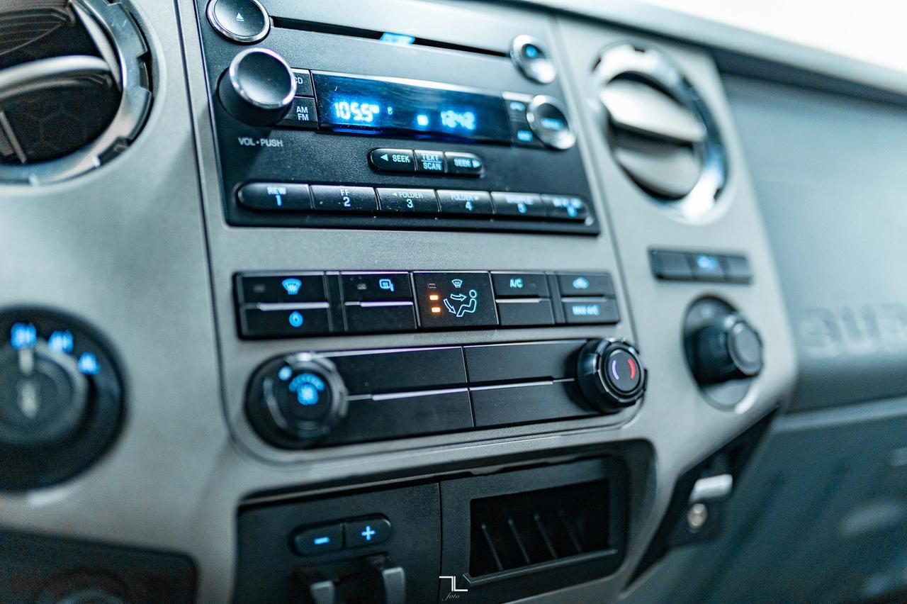 2015 Ford F-350 4x4 Crew Cab XLT Flat Deck Diesel Red Deer AB