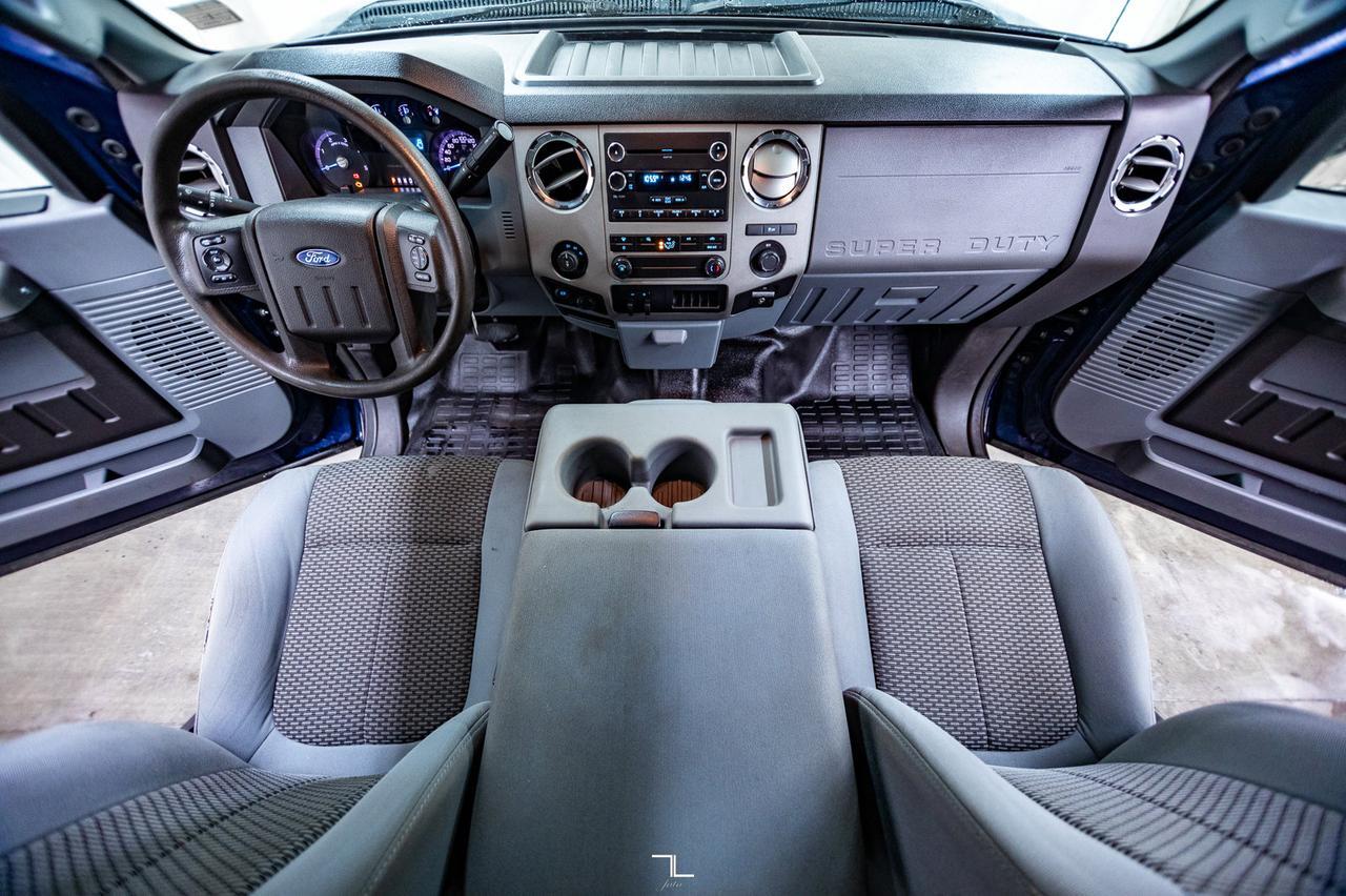 2015 Ford F-350 4x4 Crew Cab XLT Flat Deck Diesel Red Deer AB