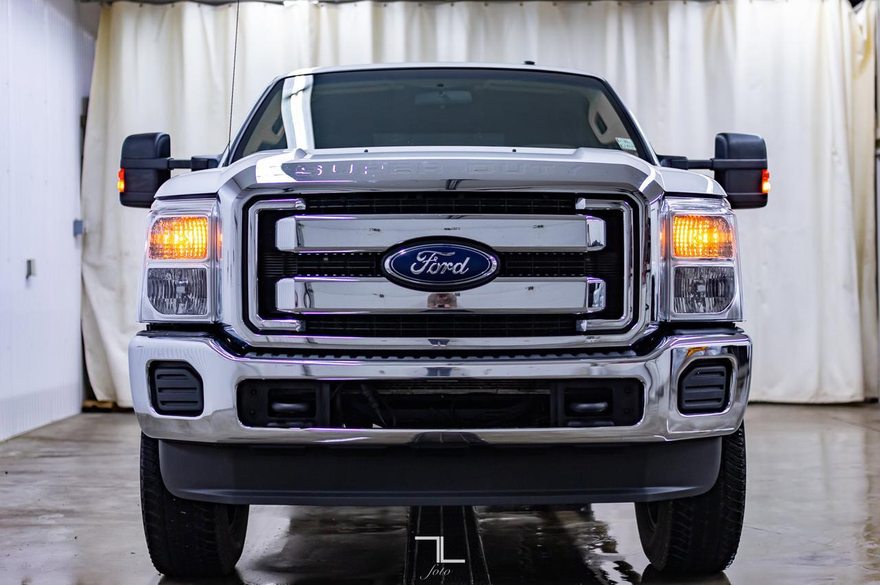 2015 Ford F-350 4x4 Crew Cab XLT Longbox Diesel Leather Red Deer AB