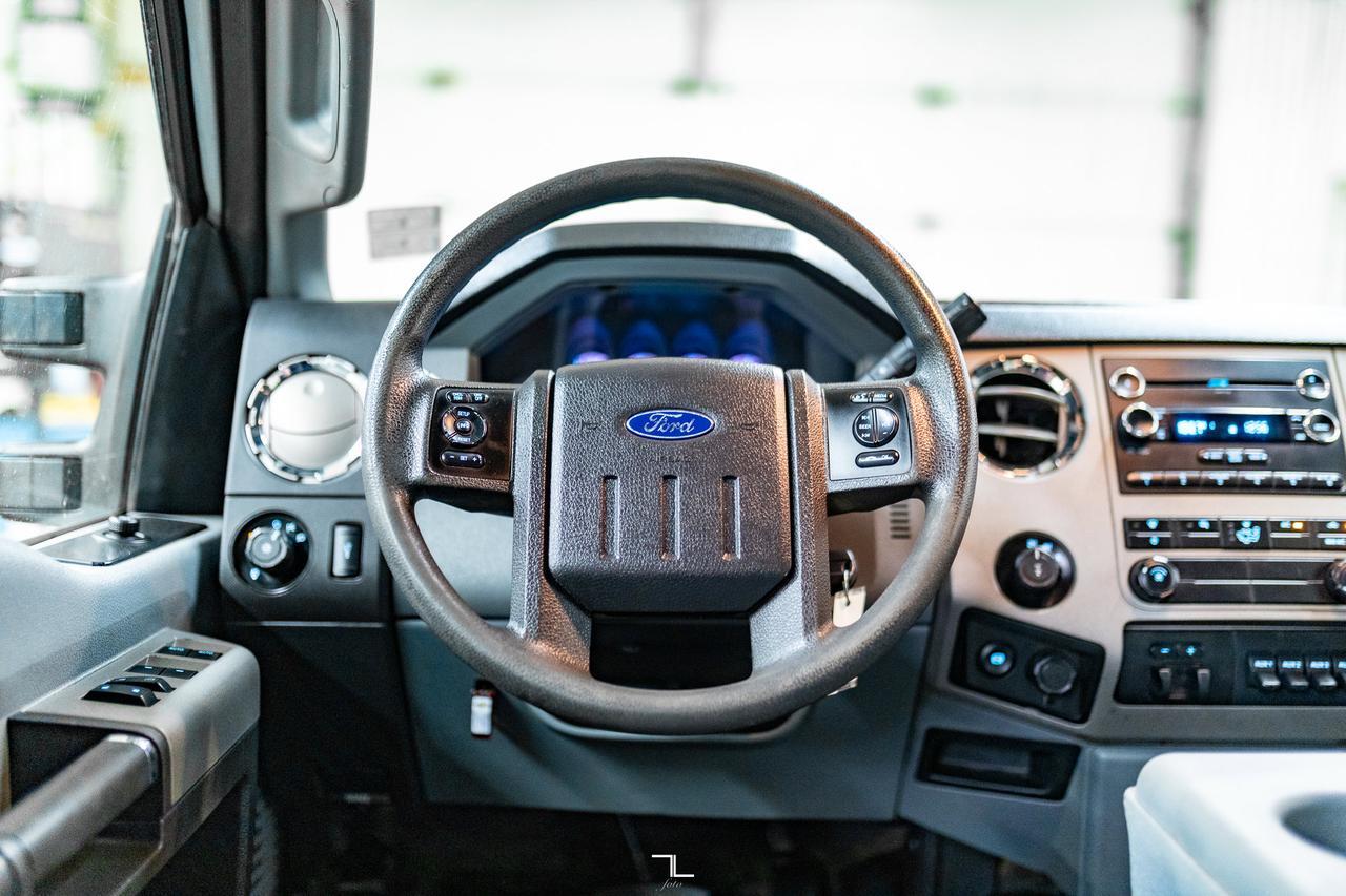 2015 Ford F-350 4x4 Crew Cab XLT Longbox Diesel Red Deer AB