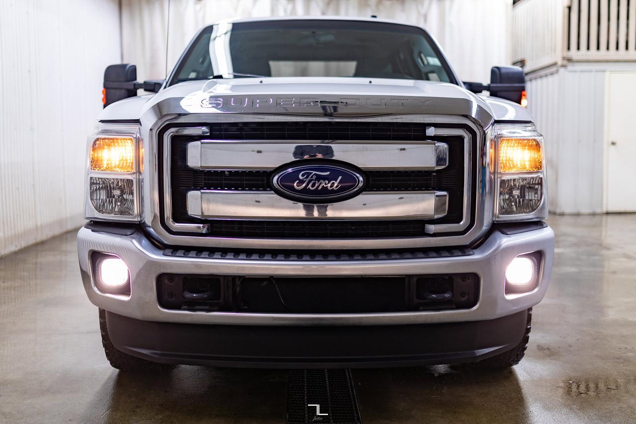 2015 Ford F-350 4x4 Crew Cab XLT Longbox Diesel Red Deer AB