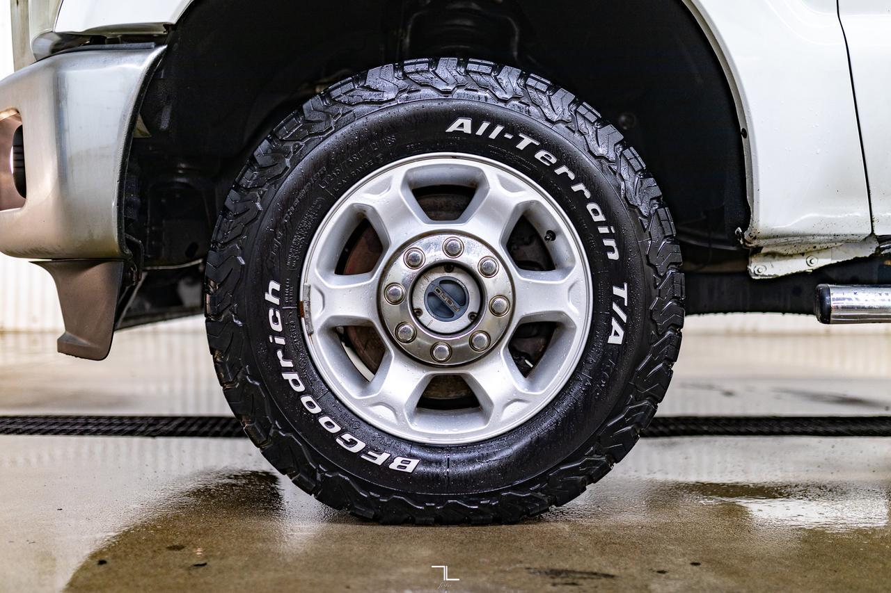 2015 Ford F-350 4x4 Crew Cab XLT Longbox Diesel Red Deer AB