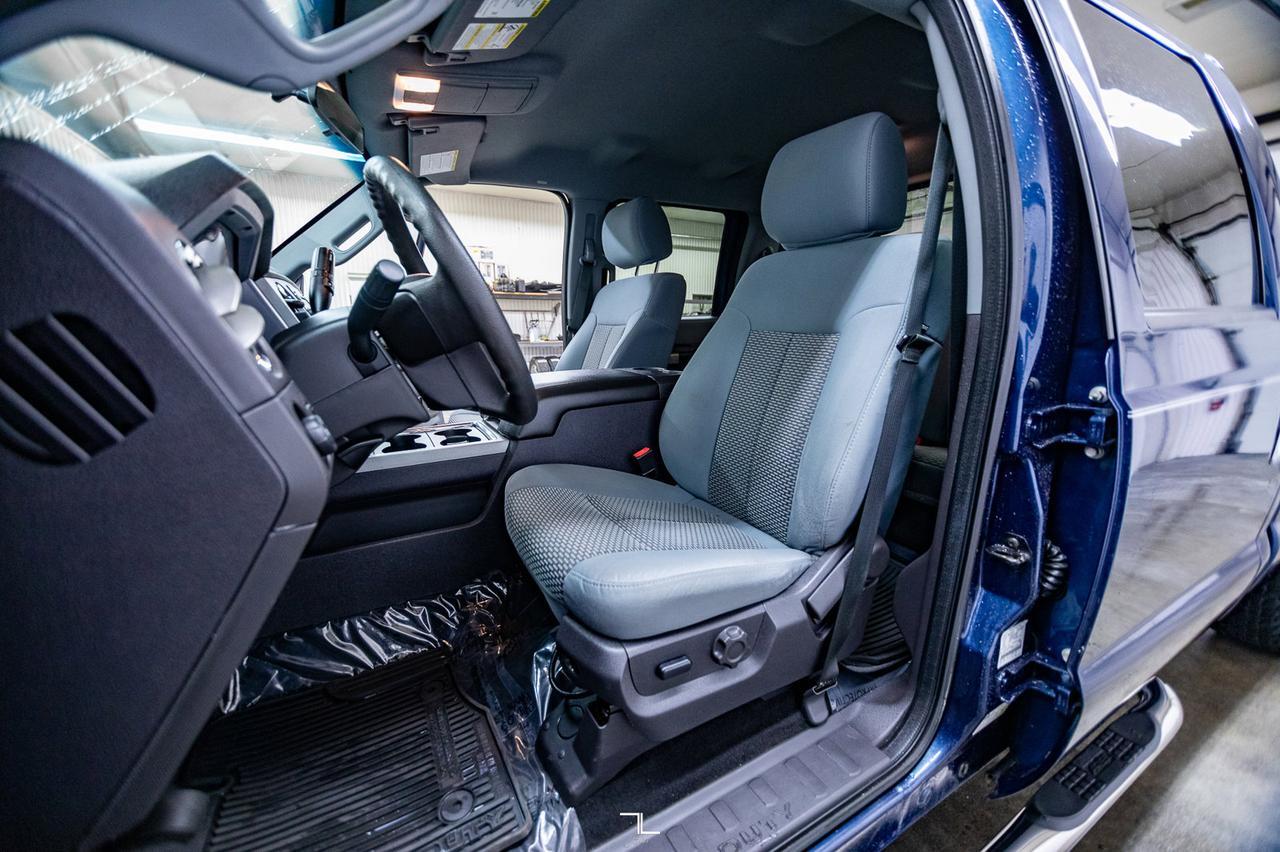 2015 Ford F-350 4x4 Crew Cab XLT Longbox Diesel Red Deer AB