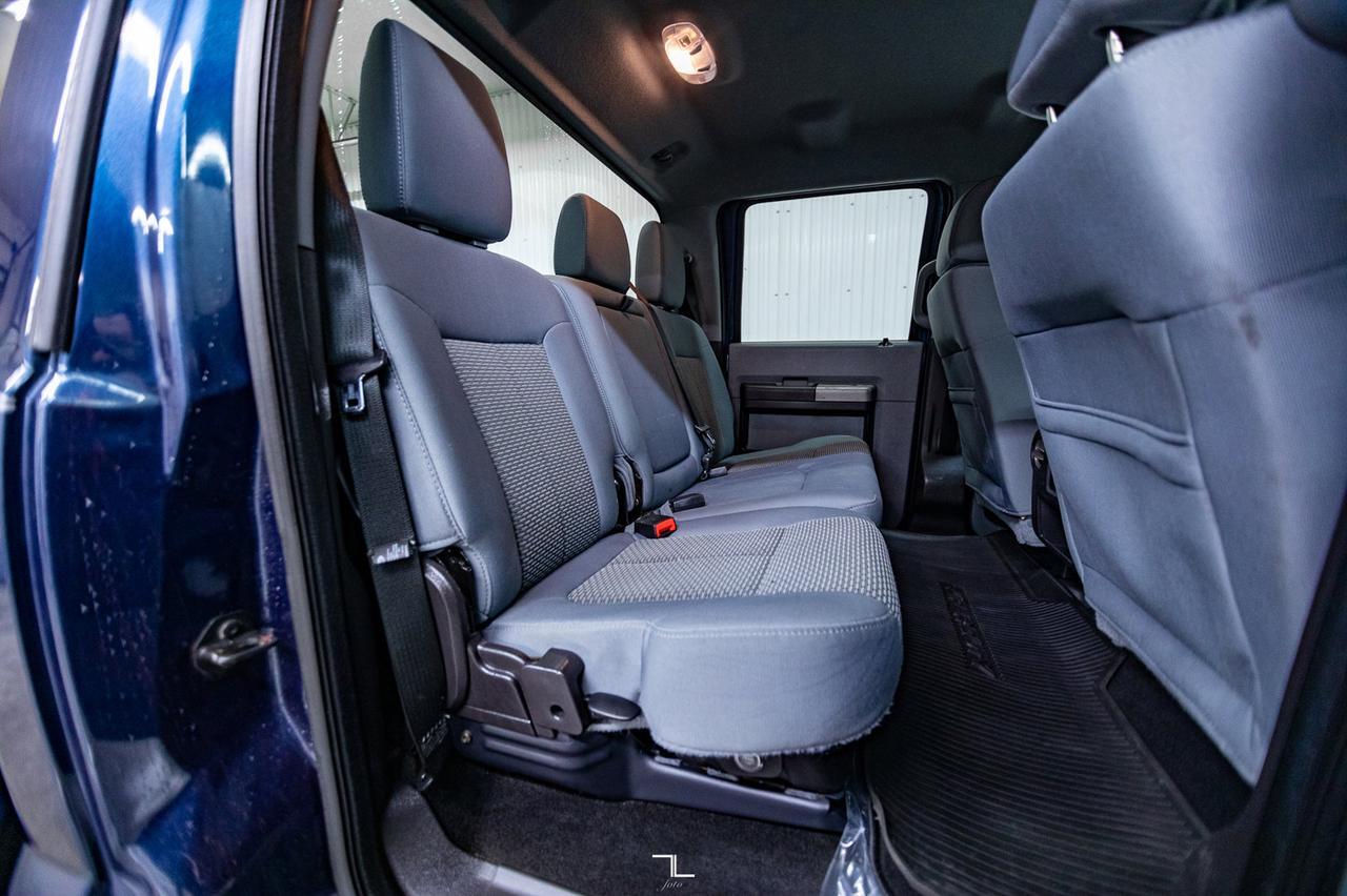 2015 Ford F-350 4x4 Crew Cab XLT Longbox Diesel Red Deer AB