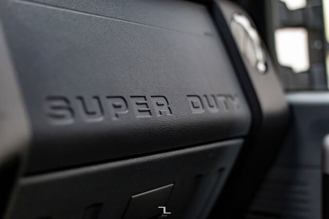 2015 Ford F-350 4x4 Super Cab XLT Longbox Diesel Red Deer AB