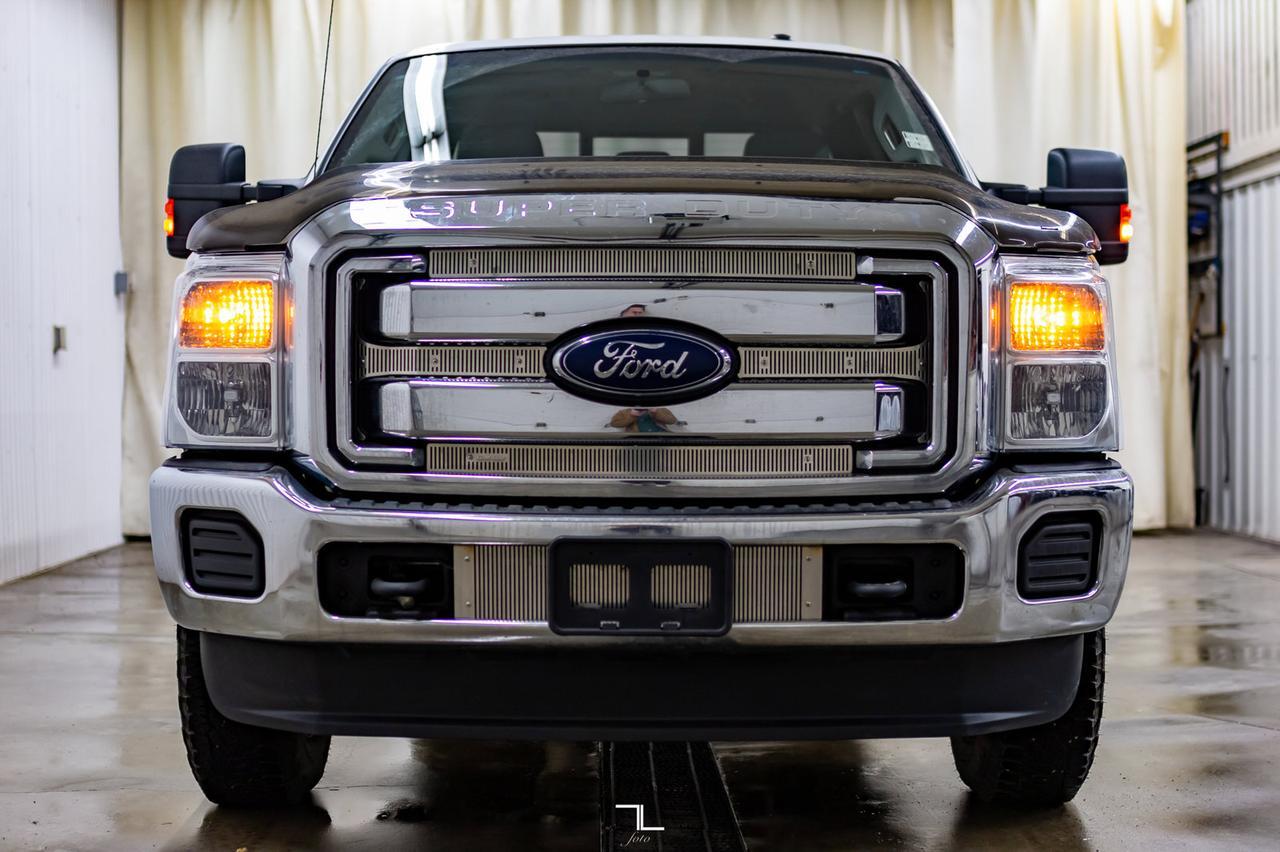 2015 Ford F-350 4x4 Super Cab XLT Longbox Diesel Red Deer AB