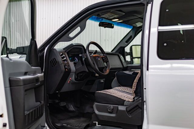 2015 Ford F-350 4x4 Super Cab XLT Longbox Diesel Red Deer AB