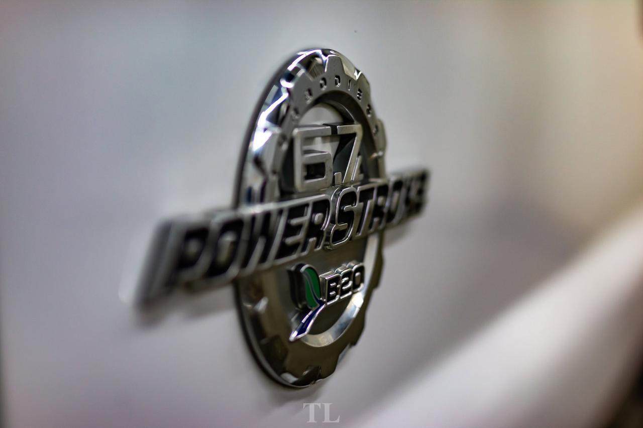 2015 Ford F-350 4x4 Super Cab XLT Longbox Diesel Red Deer AB