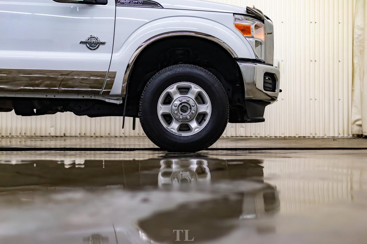 2015 Ford F-350 4x4 Super Cab XLT Longbox Diesel Red Deer AB