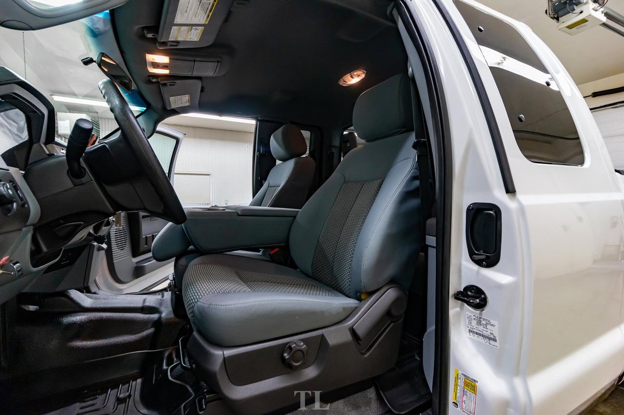 2015 Ford F-350 4x4 Super Cab XLT Longbox Diesel Red Deer AB