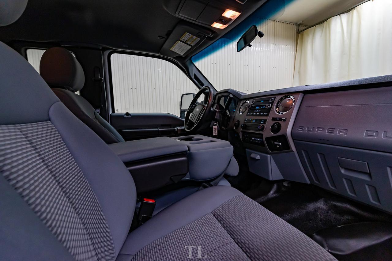 2015 Ford F-350 4x4 Super Cab XLT Longbox Diesel Red Deer AB