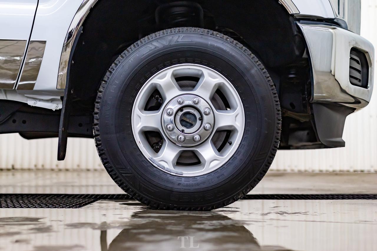 2015 Ford F-350 4x4 Super Cab XLT Longbox Diesel Red Deer AB