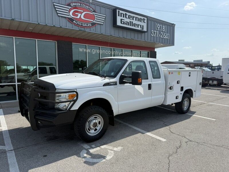2015 Ford F-350 SRW 4x4 Utility Bi-Fuel Gas & CNG