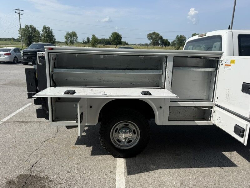2015 Ford F-350 SRW 4x4 Utility Bi-Fuel Gas & CNG XL Collinsville OK