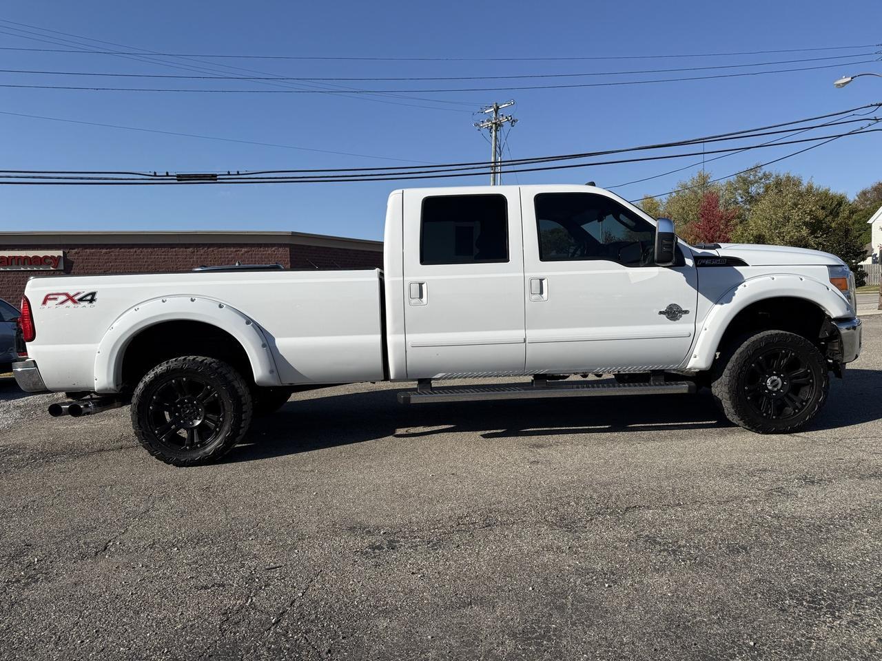 2015 Ford F-350SD Lariat Crestwood KY