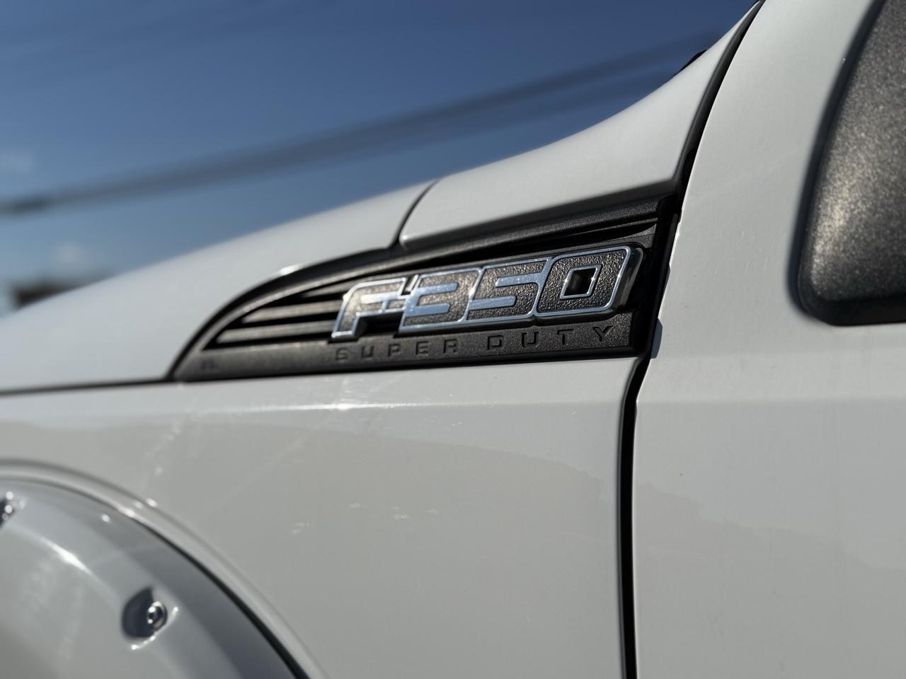 2015 Ford F-350SD Lariat Crestwood KY