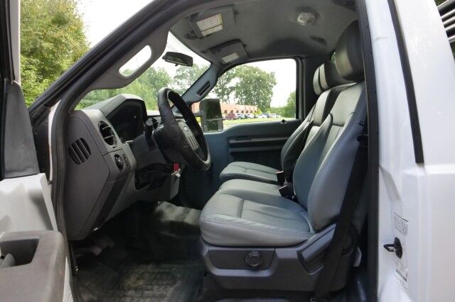 2015 Ford F-350SD XL DRW / Knapheide Platform Stake Body / 6.2L V8! High Point NC