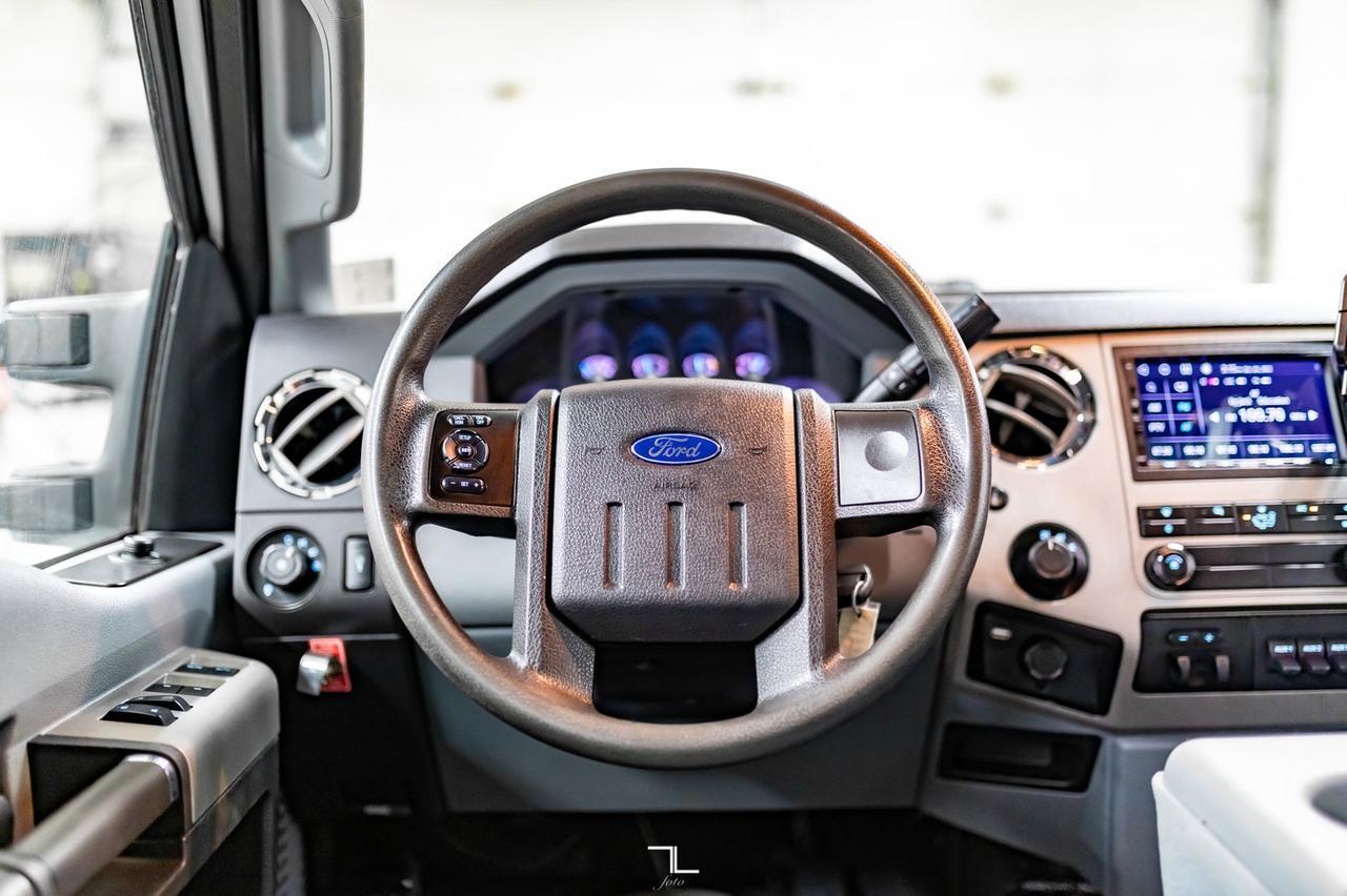 2015 Ford F-450 4x4 Crew Cab XLT Dually Deck Diesel VMAC Red Deer AB