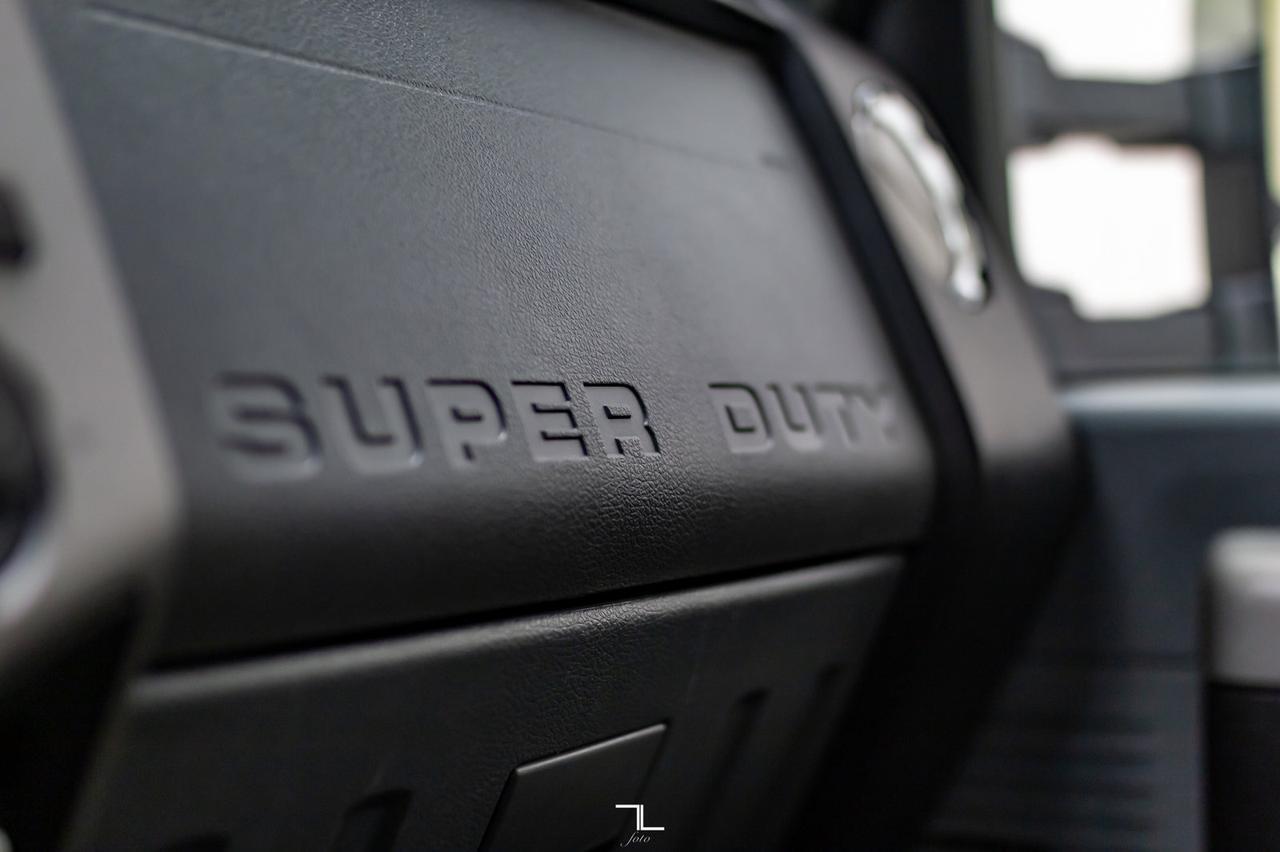 2015 Ford F-450 4x4 Crew Cab XLT Dually Diesel Deck Red Deer AB