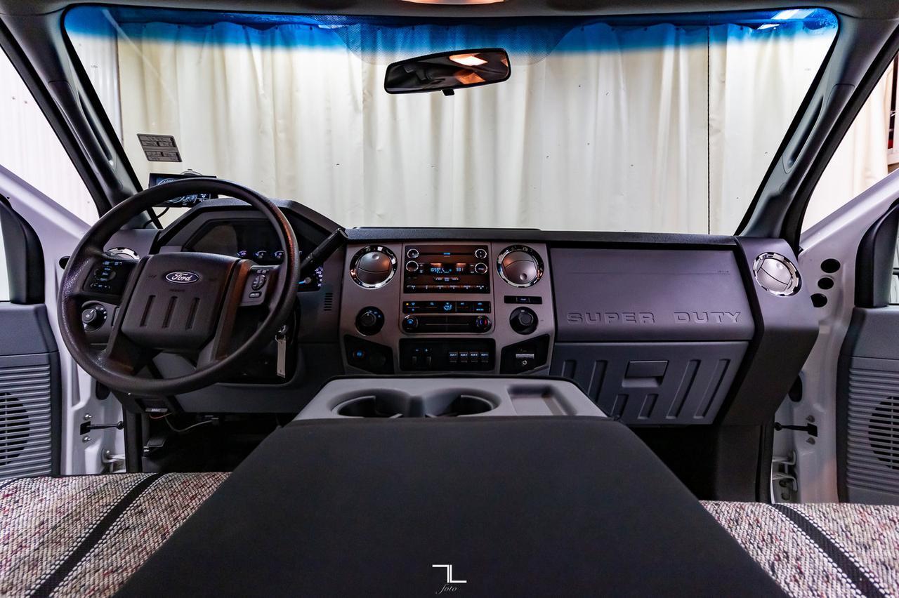 2015 Ford F-450 4x4 Crew Cab XLT Dually Diesel Deck Red Deer AB