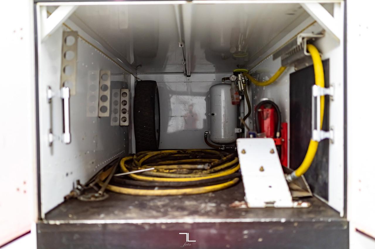 2015 Ford F-450 4x4 Crew Cab XLT Dually Mechanics Box Diesel Red Deer AB