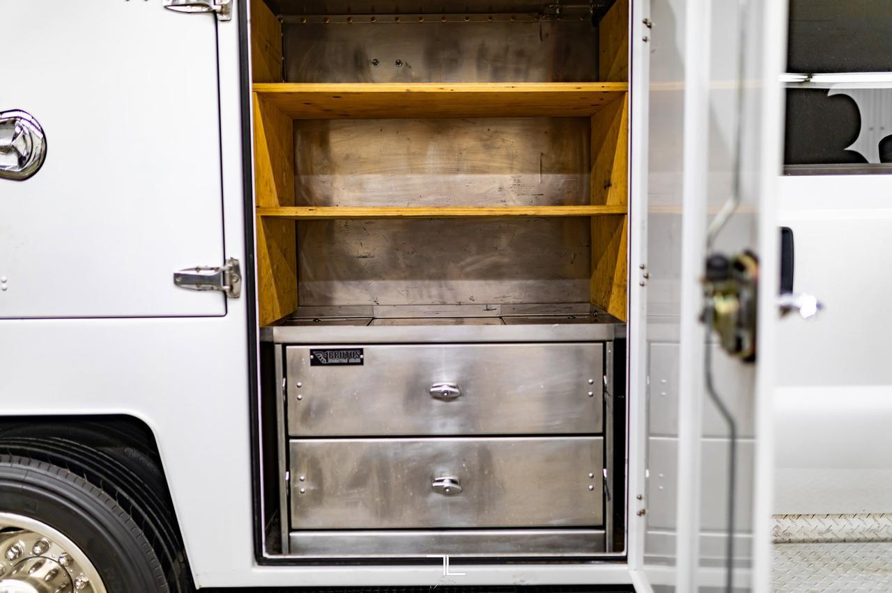 2015 Ford F-450 4x4 Crew Cab XLT Dually Mechanics Box Diesel Red Deer AB