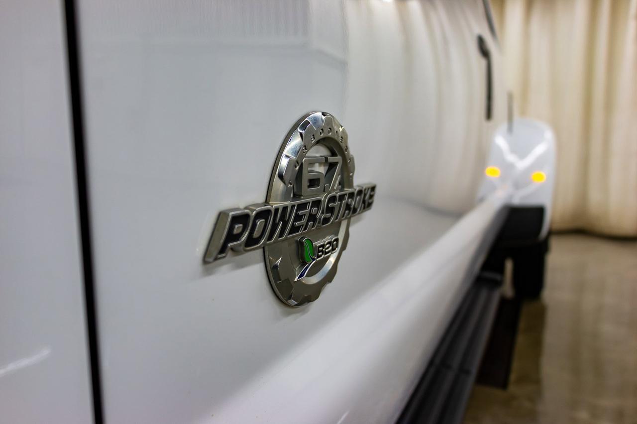 2015 Ford F-450 4x4 Crew Cab XLT FX4 Dually Diesel Red Deer AB