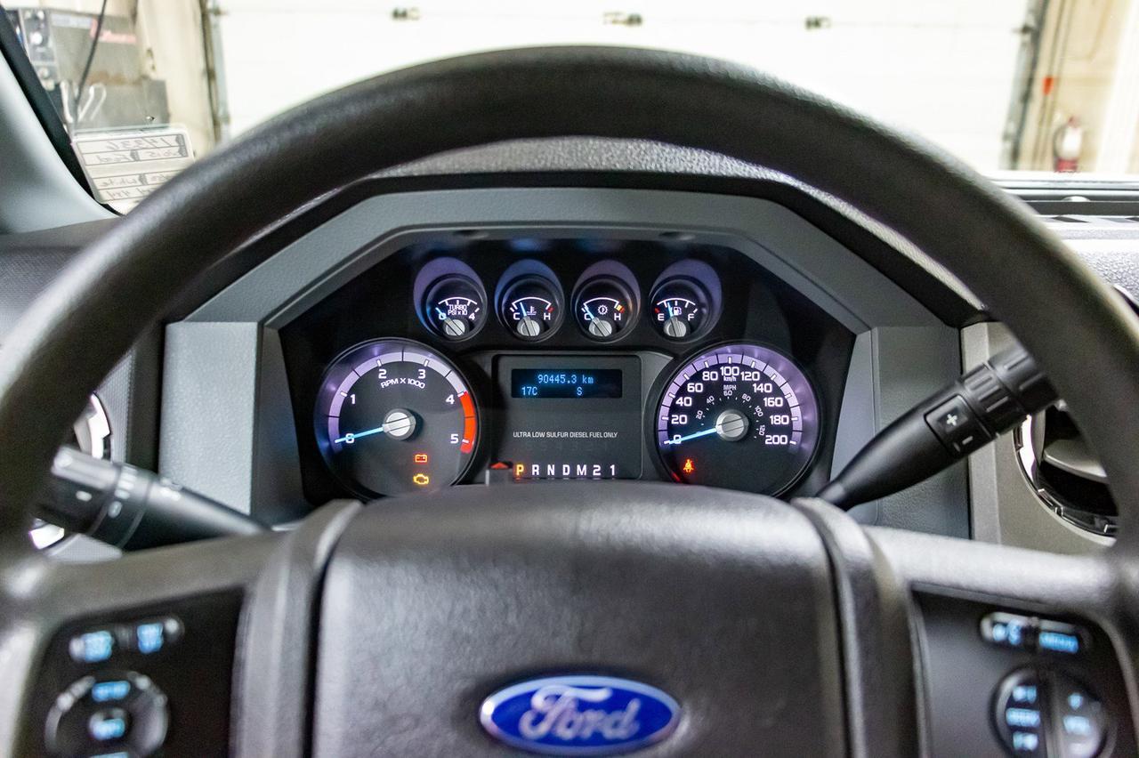 2015 Ford F-450 4x4 Crew Cab XLT FX4 Dually Diesel Red Deer AB