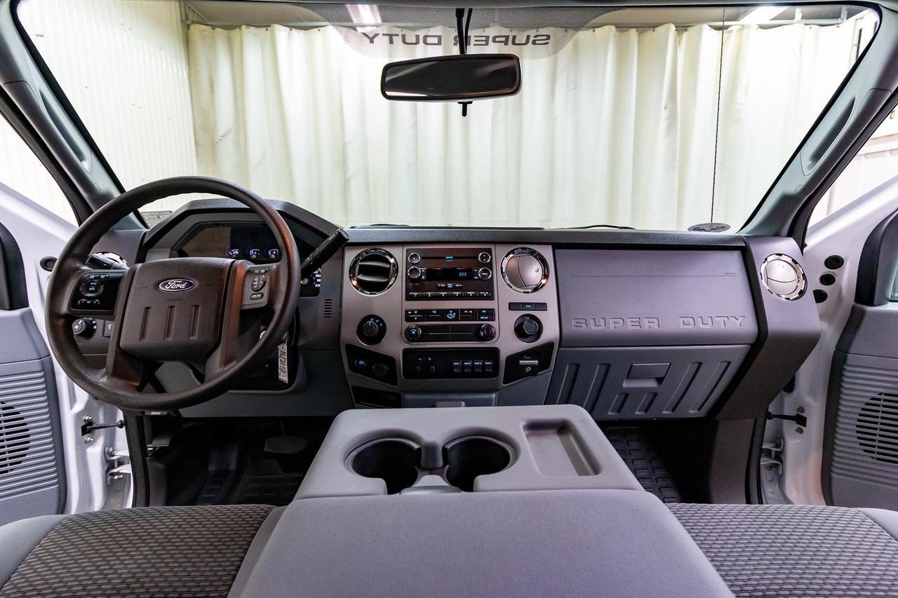 2015 Ford F-450 4x4 Crew Cab XLT FX4 Dually Diesel Red Deer AB