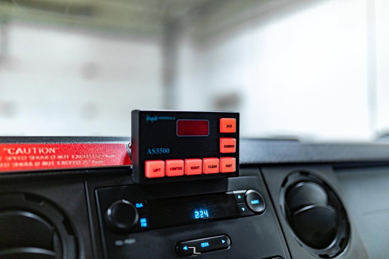 2015 Ford F-550 4x4 Crew Cab XL Plow Sander Tilt Deck Diesel Red Deer AB