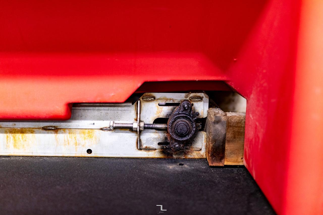 2015 Ford F-550 4x4 Crew Cab XL Plow Sander Tilt Deck Diesel Red Deer AB