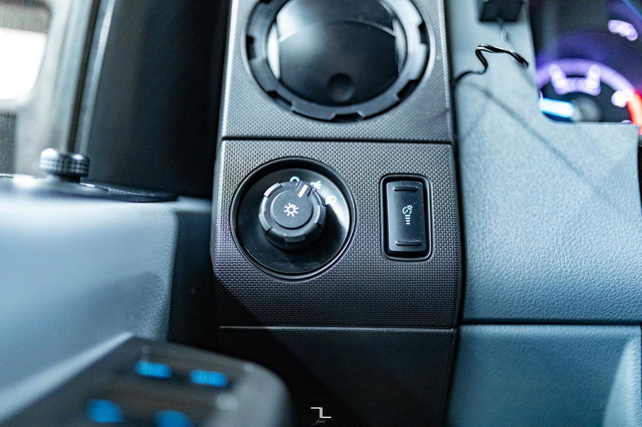 2015 Ford F-550 4x4 Crew Cab XL Plow Sander Tilt Deck Diesel Red Deer AB