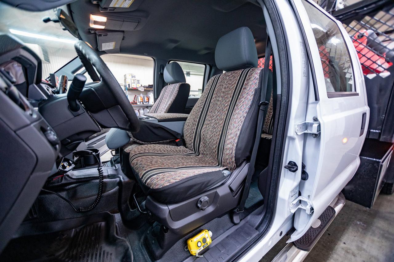 2015 Ford F-550 4x4 Crew Cab XL Plow Sander Tilt Deck Diesel Red Deer AB