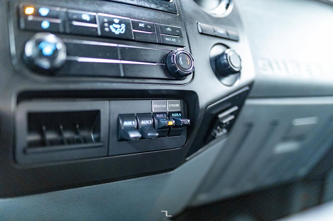 2015 Ford F-550 4x4 Crew Cab XL Tilt Deck Red Deer AB