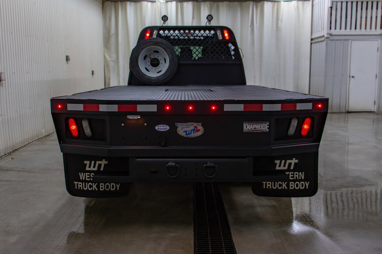 2015 Ford F-550 4x4 Crew Cab XLT Deck Dually Diesel Red Deer AB