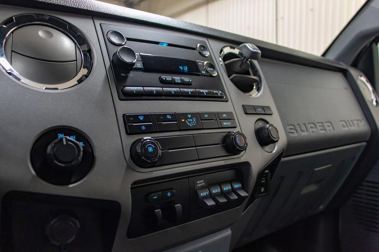 2015 Ford F-550 4x4 Crew Cab XLT Deck Dually Diesel Red Deer AB